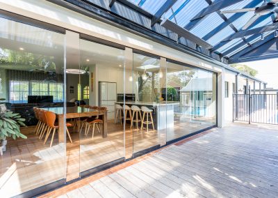 photo of frameless bifold door